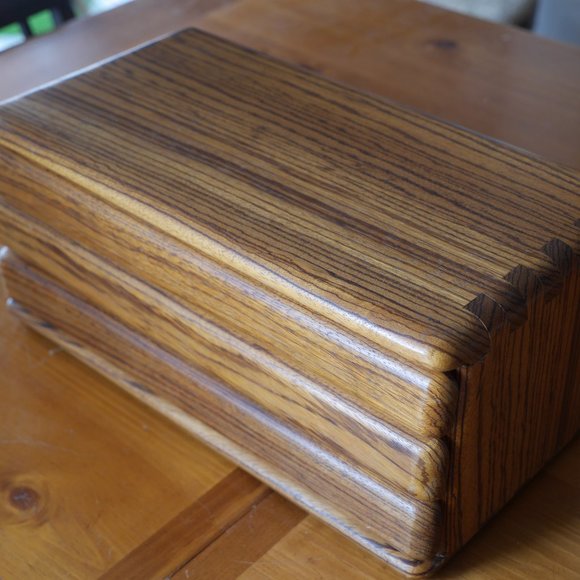 Meet your Posher, Kate - Picture 5 of 13